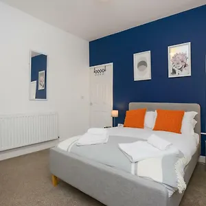 Apartment De Luxe Short Stays-beeston House, Nottingham